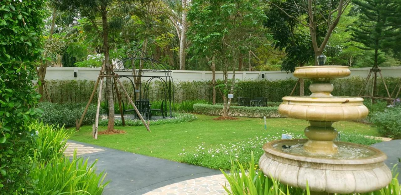 The Courtyard Khaoyai Му-Си